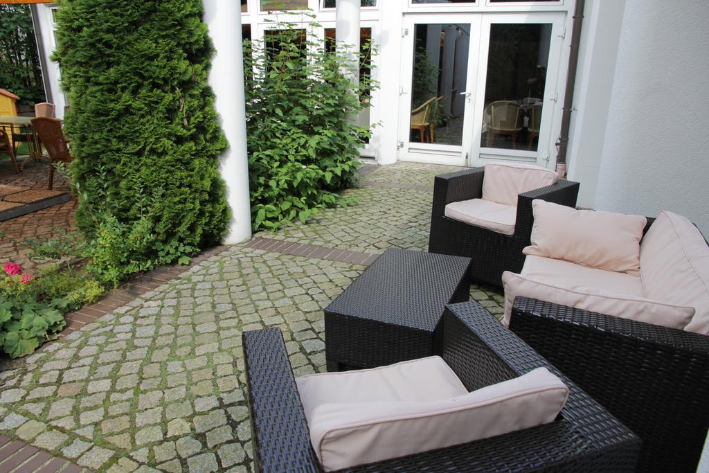 Relexa Hotel Bad Salzdetfurth Buitenkant foto